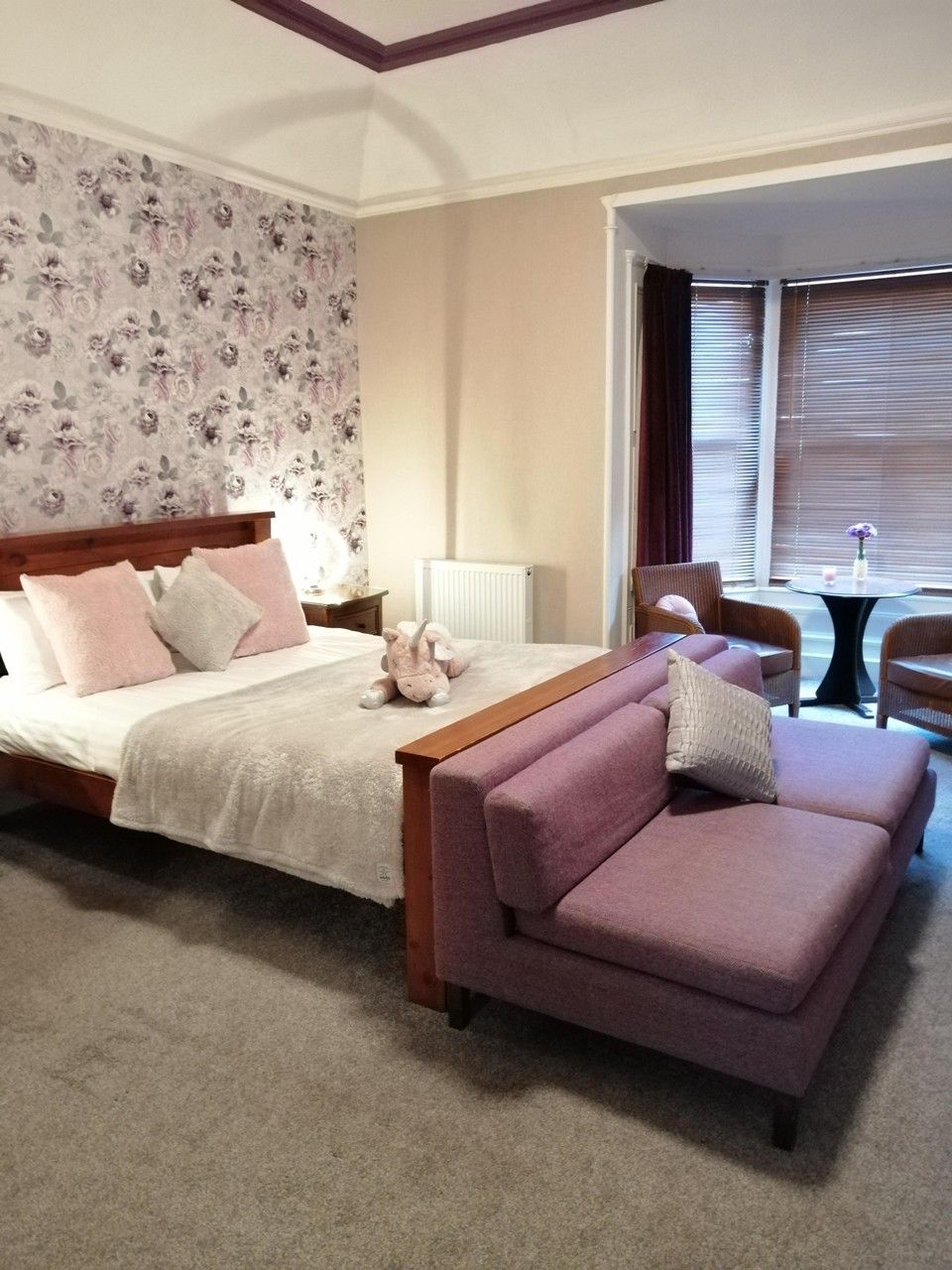 book twin room in perthshire